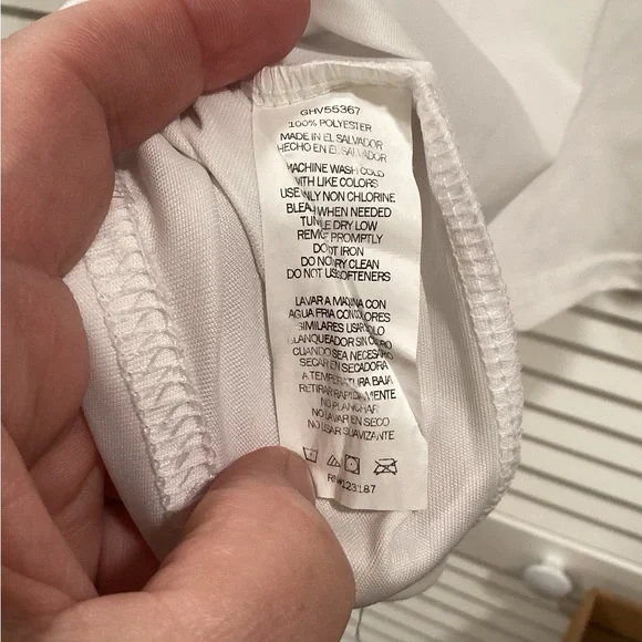 Guy Harvey Long Sleeve “Layered Marlin & Swordfish” Sun Protection Fishing Shirt - Picture 2 of 6